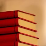 Ce fac profesorii care ies la pensie cu toate cartile stranse de-a lungul carierei?